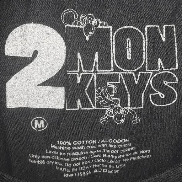 Mon Keys Mens size medium black w/white and gray Keep Calm Gaming T-Shirt - Picture 4 of 4